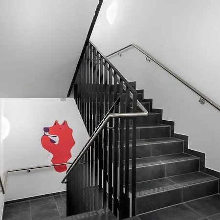 - The Niu, Charly Frankfurt By Ihg