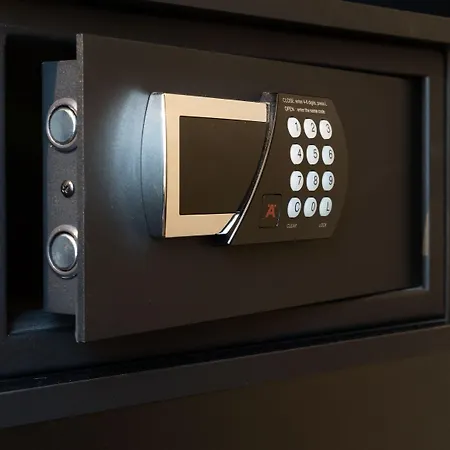 - The Niu, Charly Frankfurt By Ihg 3*