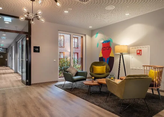 - The Niu, Charly Frankfurt By Ihg