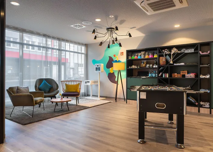 - The Niu, Charly Frankfurt By Ihg Hotel