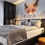 Hotel - The Niu, Charly Frankfurt By Ihg