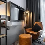 - The Niu, Charly Frankfurt By Ihg