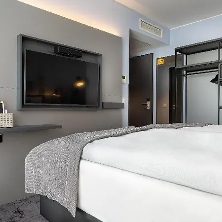 - The Niu, Charly Frankfurt By Ihg 3*