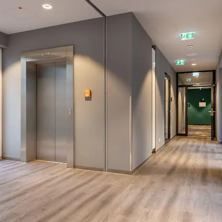 - The Niu, Charly Frankfurt By Ihg