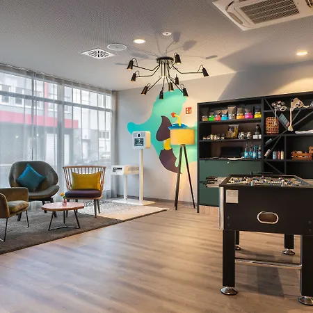 - The Niu, Charly Frankfurt By Ihg Hotel