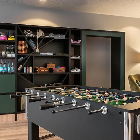 - The Niu, Charly Frankfurt By Ihg Hotel 3*