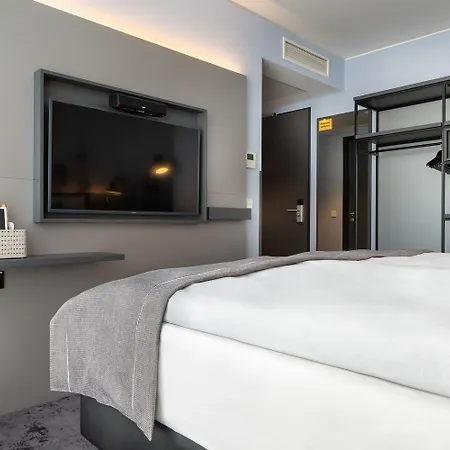 - The Niu, Charly Frankfurt By Ihg Hotel 3*