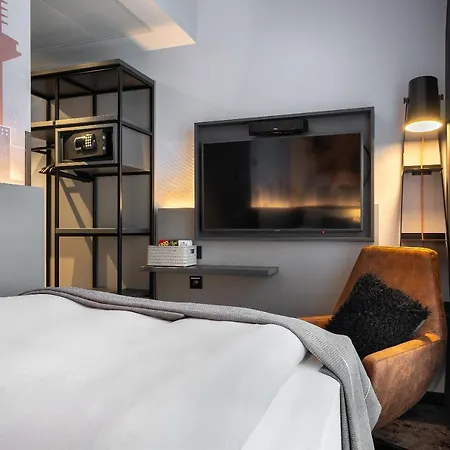 Otel - The Niu, Charly Frankfurt By Ihg 3*