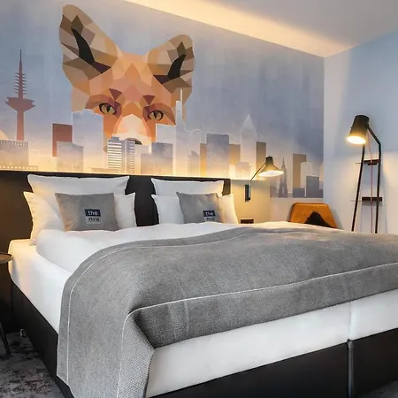- The Niu, Charly Frankfurt By Ihg Otel