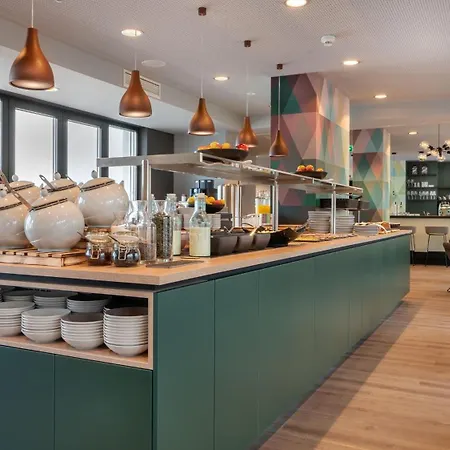 - The Niu, Charly Frankfurt By Ihg Отель