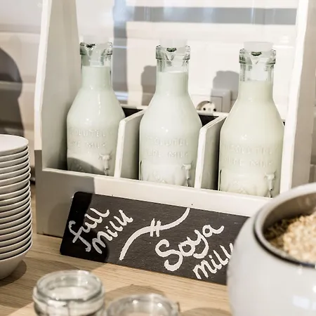 - The Niu, Charly Frankfurt By Ihg Hotell 3*