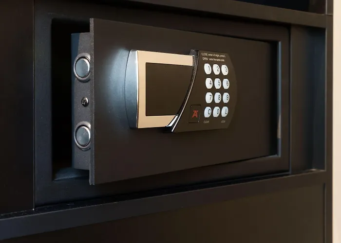 - The Niu, Charly Frankfurt By Ihg 3*